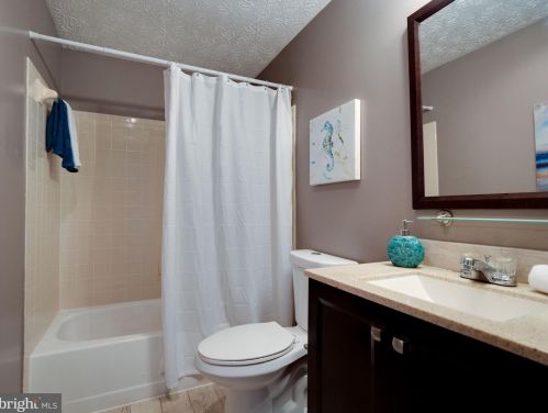 7413 Aspenpark Rd, Lorton VA  22079-1848 exterior