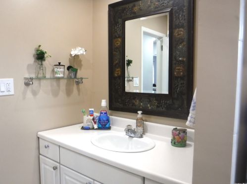 11 Barrington St, Westbury NY  11590-4629 exterior