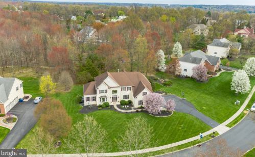 1050 Peterman Ln, Prospectville, PA 19002-1541