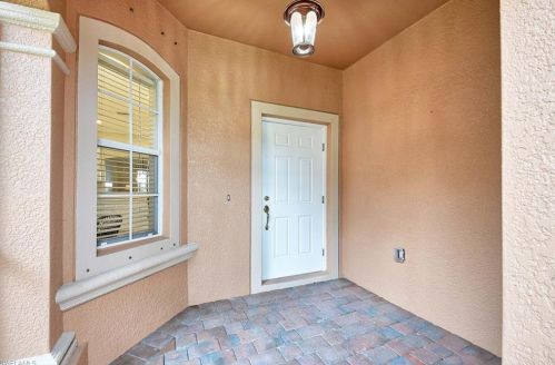 14346 Manchester Dr, Naples FL  34114-8626 exterior