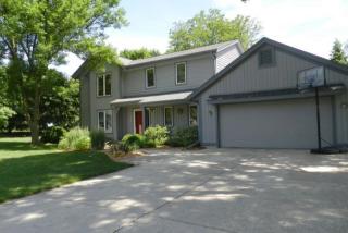 10320 Amherst Ct, Thiensville, WI 53097-3751