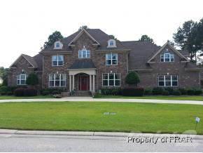 212 Stoneleigh Dr, Fayetteville, NC 28311-7110