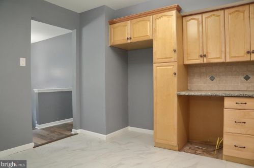 8042 Jefferson St, Hummelstown PA  17036-9319 exterior