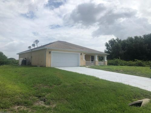2610 55th St, Lehigh Acres, FL 33976-4809