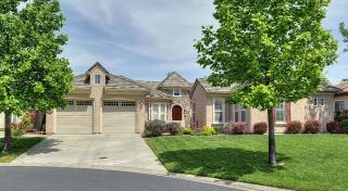 9555 Pinehurst Dr, Roseville, CA 95747-6334