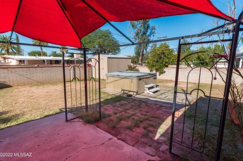 1032 Colgate Dr, Tucson AZ 85710-8723 exterior