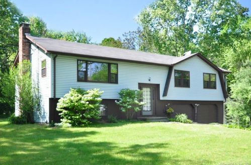 2029 Poquonock Ave, Windsor, CT 06095-1236