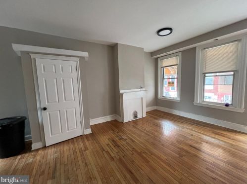 2347 Bouvier St, Philadelphia, PA 19132-4324