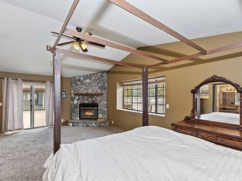 1556 Shay Rd, Big Bear City CA  92314-9180 exterior