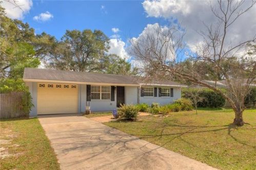 907 Garfield Ave, Deland, FL 32724-2933