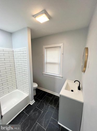 820 Bergen St, Gloucester NJ  08030-1541 exterior