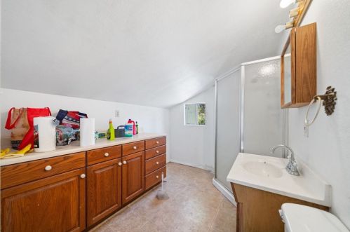 5140 Pearblossom Dr, Riverside CA  92507-6053 exterior