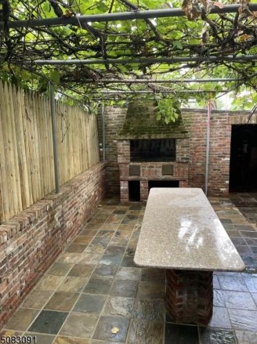 588 Leo St, Industrial Hillside, NJ 07205-1727