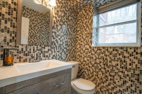 31 Brookside Ave, Tompkins Corners NY  10579-1306 exterior