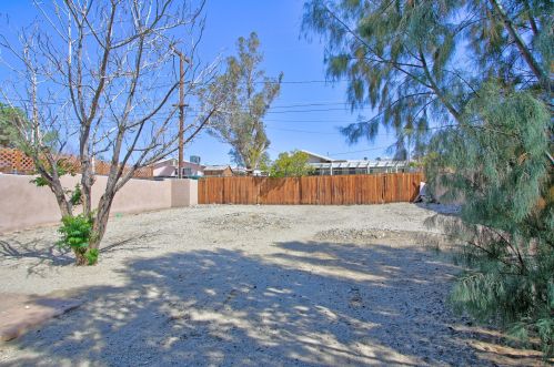 66154 6th St, Desert Hot Springs CA  92240-3170 exterior
