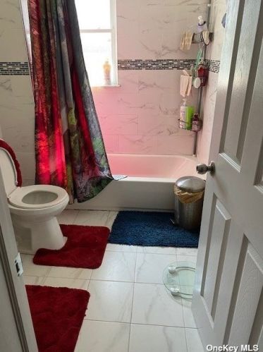 13-12 Mcbride St, Far Rockaway NY  11691-2416 exterior