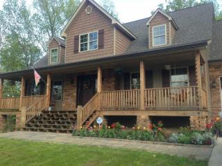 285 Pebble Ridge Dr, Cleveland, TN 37323-8248