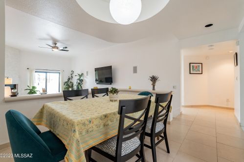 5221 1st Ave, Tucson AZ  85718-4701 exterior