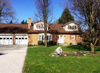 10 Sunset Dr, Gettysburg, PA 17325-7737