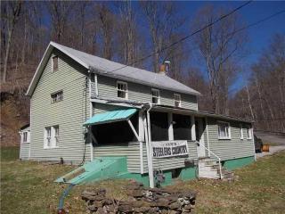 209 Ferry Rd, Sewickley, PA 15143-2358