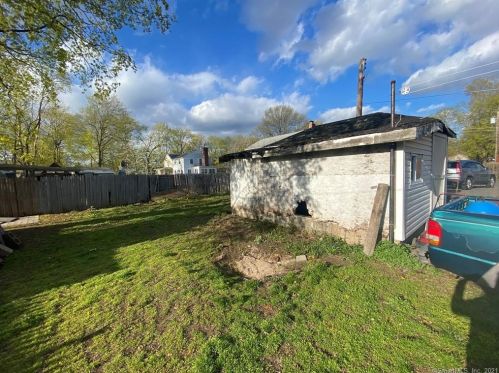 71 Newton Ave, Plainville CT  06062-2841 exterior