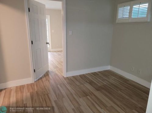 364 Airoso Blvd, Fort Pierce FL  34983-2029 exterior
