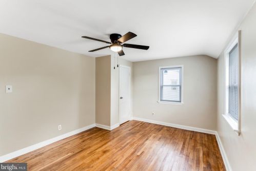 104 South Pl, New Castle DE  19720-2736 exterior