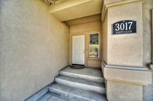 3017 Hartvickson Ln, Valley Springs CA  95252-9534 exterior