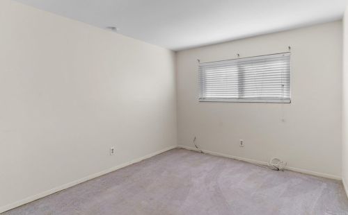 4090 Mira Costa St, Oceanside CA 92056-4611 exterior