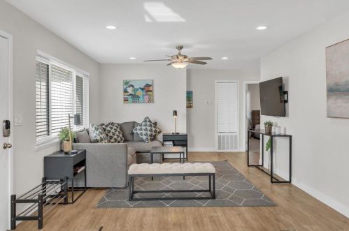 3735 Budd St, San Diego, CA 92111-4335