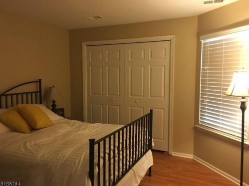 3 Pine Ct, Bedminster NJ  07921-1625 exterior