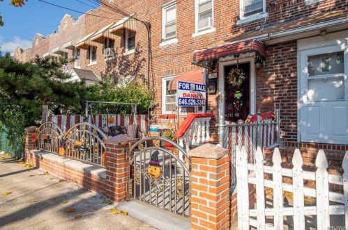 111-45 145th St, Jamaica, NY 11435-3632