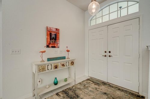 963 Ridgewood Ter, Tarpon Springs FL  34689-2622 exterior