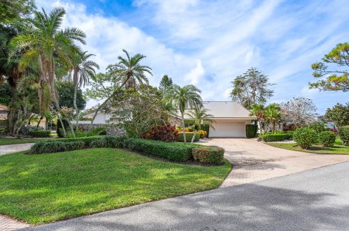 4872 Pineview Cir, Delray Beach, FL 33445-4363