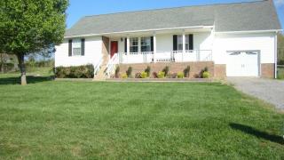 4570 Barton Creek Rd, Cunningham TN  37052-4943 exterior