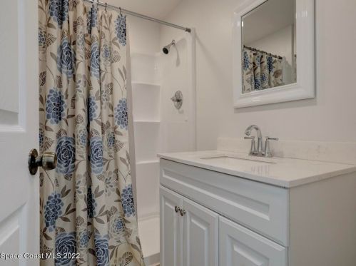 1112 Oriole Cir, Sebastian FL  32976-7521 exterior