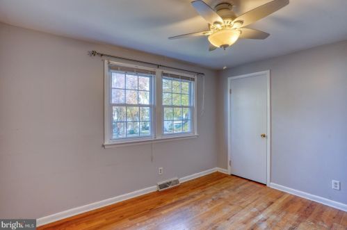 848 Schoolhouse Ln, Dover DE  19904-2416 exterior