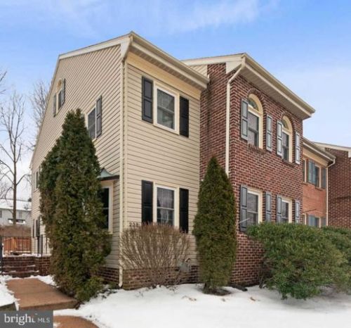 238 Georgetowne Ct, Limerick, PA 19468-3129