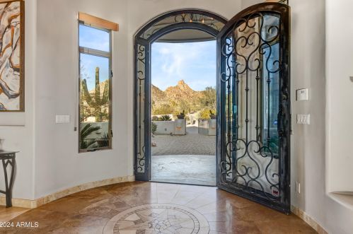 9575 Ranch Gate Rd, Scottsdale, AZ 85255-2212