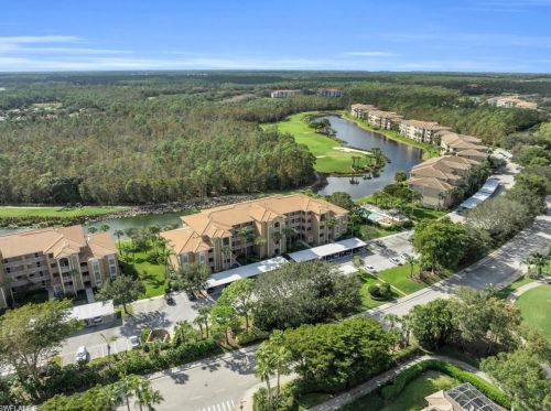 3820 Sawgrass Way, Naples FL  34112-3414 exterior