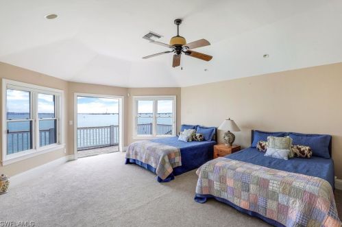 1175 Bird Ln, Sanibel FL  33957-3507 exterior