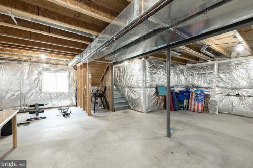 422 8th Ave, Parkesburg PA  19365-1360 exterior