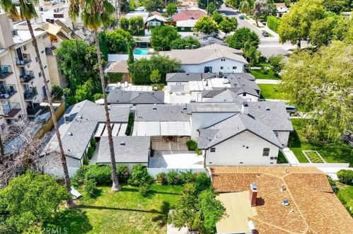 11512 La Maida St, North Hollywood CA  91601-4323 exterior