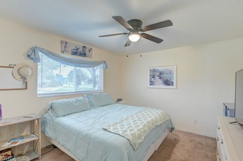 1005 1 Pl, Cape Coral FL  33993-1143 exterior