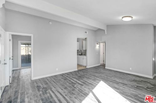 327 Oakhurst Dr, San Jacinto CA  92583-4715 exterior