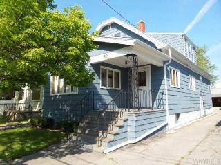 89 Weber Ave, Buffalo, NY 14215-3914