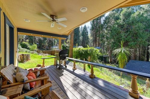 10721 Cedar Way, Grass Valley, CA 95945-4832