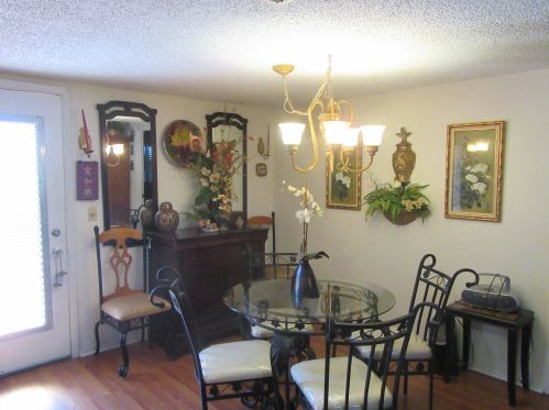 499 Lake Dora Dr, West Palm Beach, FL 33411-2364