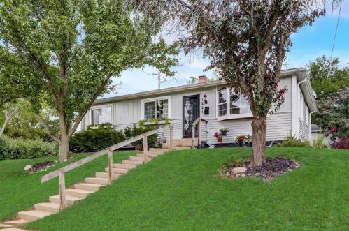 1221 Cornell Dr, Waukesha, WI 53188-2327