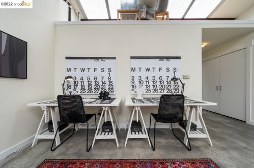 2858 Helen St, Oakland CA  94608-4028 exterior